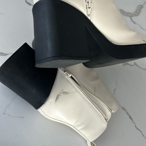 Mia Women's Dru Faux Leather White Booties With Heel Square Toe size 8.5 - Picture 11 of 12